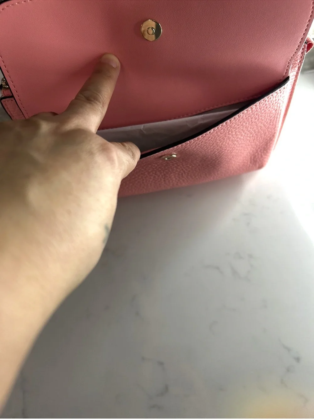 Kate Spade New York Leila Pebbled Leather Small Flap Crossbody Peach Rose NWT